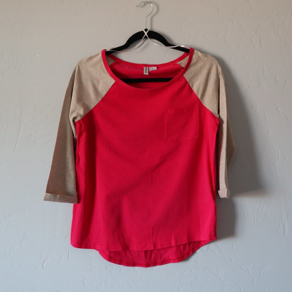 H&M womens baseball tee pink/tan sz XS